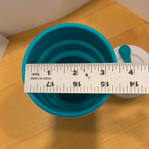 David's Tea Collapsible Travel Cup - Picture 4 of 6